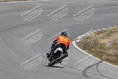 media/Apr-20-2025-AHRMA (Sun) [[393a79c373]]/Race/Group 5/Turn 4b/